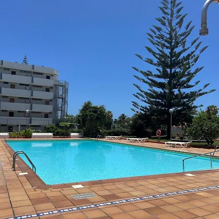 Lapo Yumbo Center プラヤ・デル・イングレス