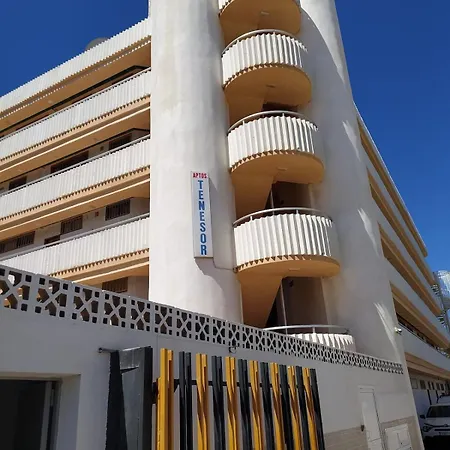 Lapo Yumbo Center アパート